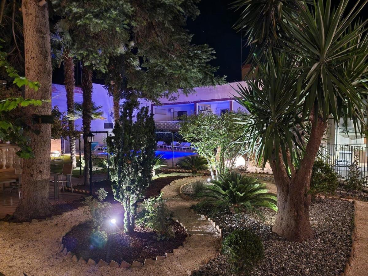 B&B Giardino Delle Delizie 格拉维纳普利亚 外观 照片