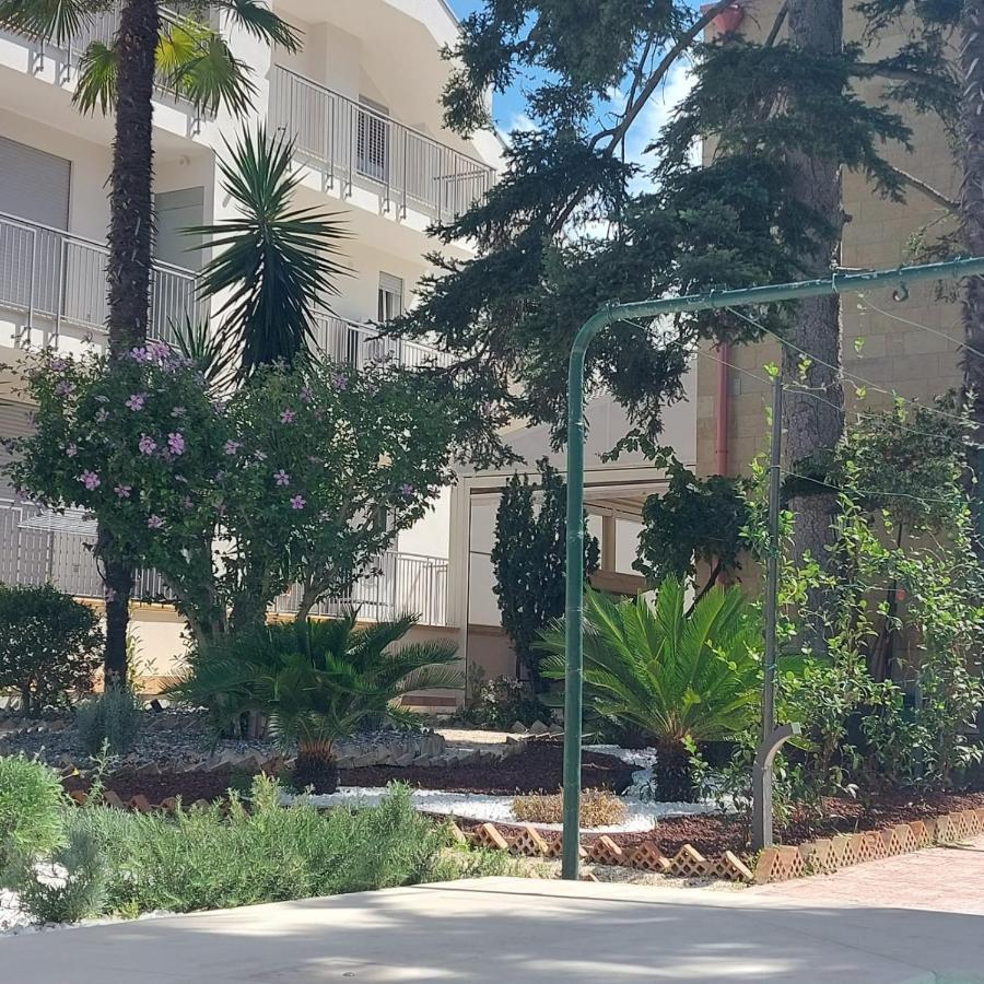 B&B Giardino Delle Delizie 格拉维纳普利亚 外观 照片