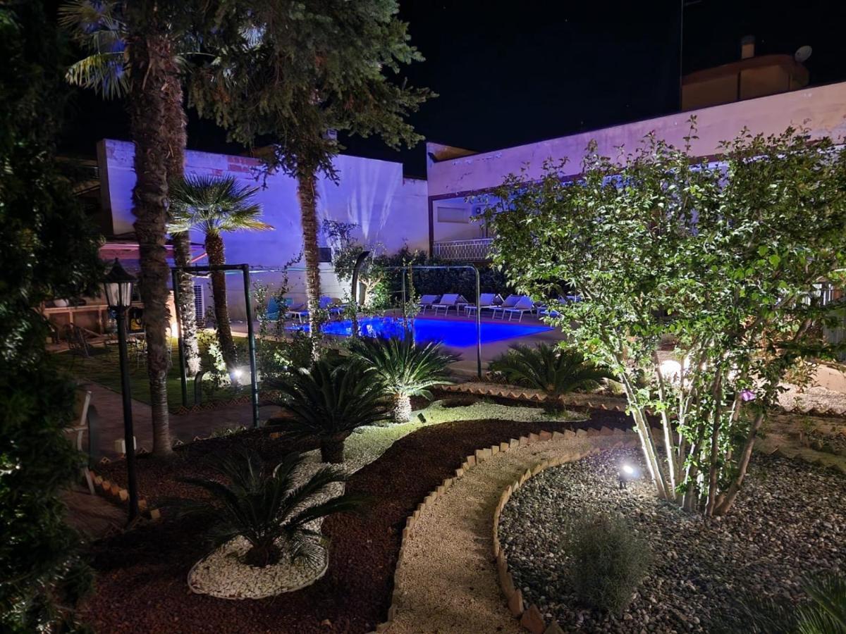 B&B Giardino Delle Delizie 格拉维纳普利亚 外观 照片